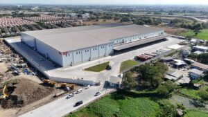 The UNIQLO Logistics Facility at Riverpark North
