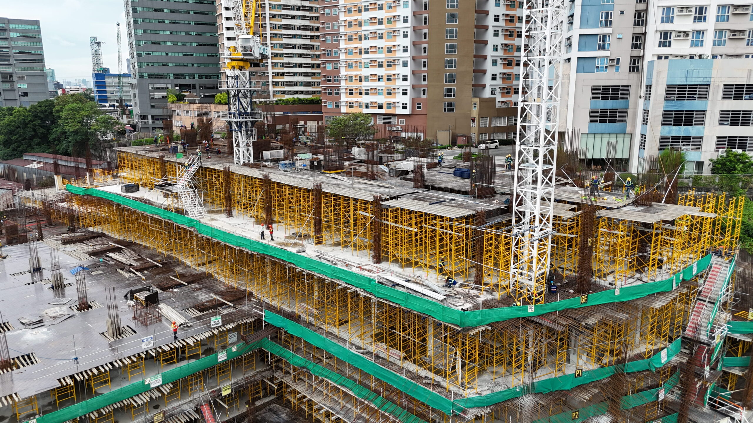 Podium construction with formwork and reinforcement